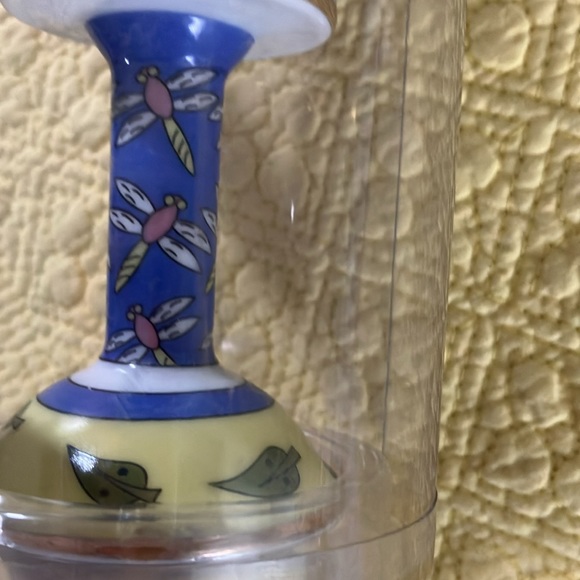 KINGSBRIDGE INTERNATIONAL , INC Accents Postage Stamp Holder Hand Painted 24k Gold Accents